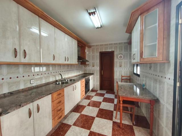 Casa en venta en Pedro Abad. VIVIENDA UNIFAMILIAR CON COCHERA EN PEDRO ABAD!. Casas Pedro.