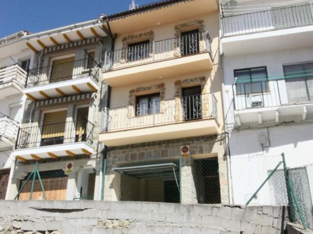 Casa en venta en Pedro Bernardo. INMOBILIARIA TASARENAS VENDE EN PEDRO BERNARDO. Casas Pedro.