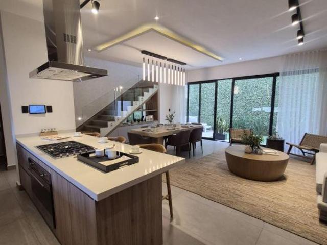 CASA EN VENTA EN PENINSULA PARK LIVING CUMBRES