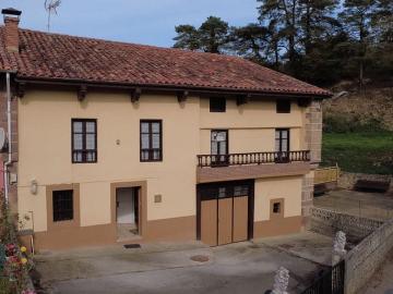 Pesquera, Cantabria, Cantabria - Plaza aparcamiento