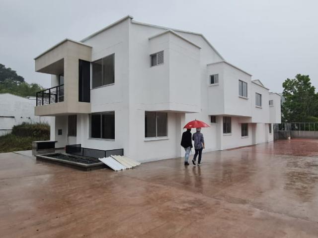 Casa En Venta En Pereira En Pinares V232182