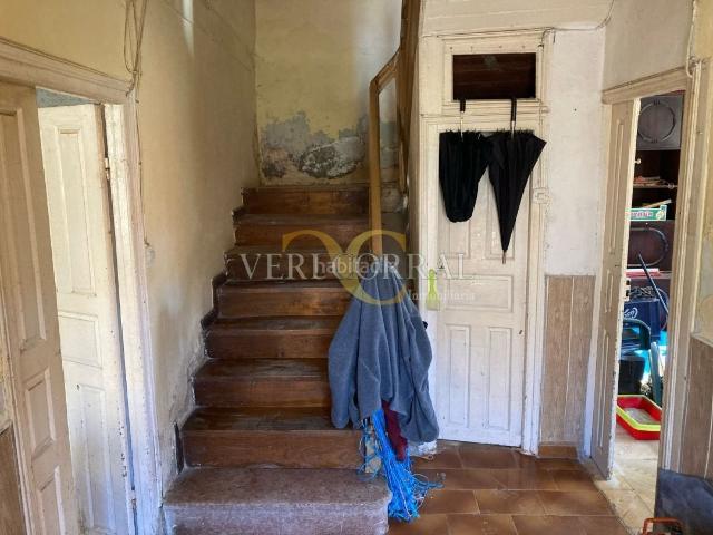 Casa en venta en Peñamellera Alta. Casa para reformar en el encantador pueblo de Ruenes. Casas Peñamellera.