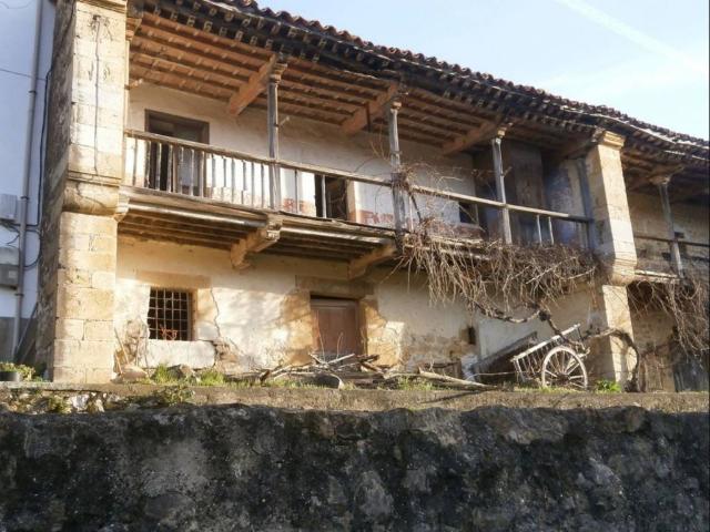 Casa en Venta en Peñamellera Baja