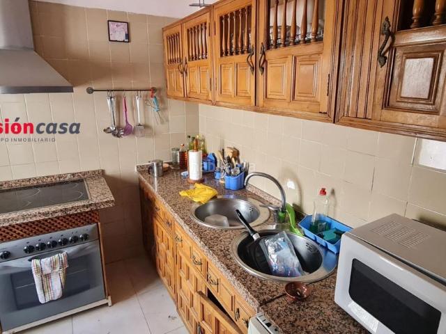 Casa en venta en Peñarroya Pueblonuevo. CASA Y PISO A LA VENTA EN EL CENTRO DE PUEBLONUEVO. Casas Peñarroya.