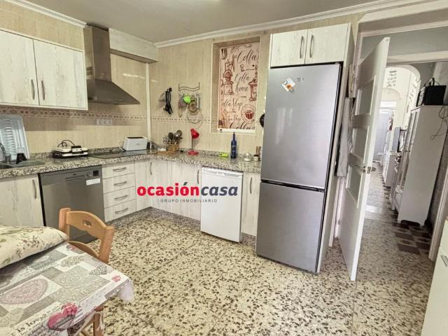 Casa en venta en Peñarroya Pueblonuevo. CASA A LA VENTA EN LA ZONA DE PEÑARROYA. Casas Peñarroya.
