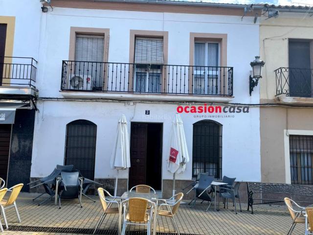 Casa en venta en Peñarroya Pueblonuevo. CASA DE 2 PLANTAS UBICADA EN LA PLAZA EULOGIO PAZ. Casas Peñarroya.