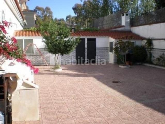 Casa en venta en Peñarroya Pueblonuevo. Chalet situado en municipio de peñarroya pueblonuevo en la urbanización el Rumuer de nueva construcción compuesto por: 5 dormitori. Casas Peñarroya.