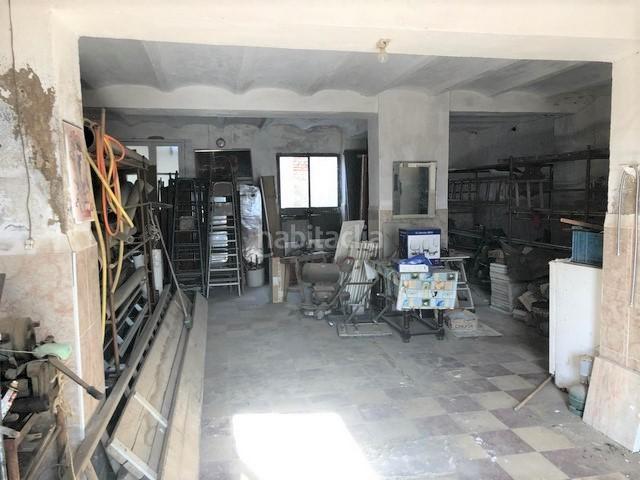 Casa en venta en Peñarroya Pueblonuevo. ¿Buscas metros para distribuir a tu gusto? Dos casa + solar situada en el municipio de Peñarroya Pueblonuevo, consta de una superf. Casas Peñarroya.