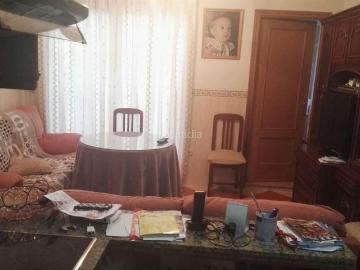Casa en venta en Peñarroya Pueblonuevo. Excelente Casa dos plantas en el municipio de Pya Pueblonuevo con una superficie 120 m2, Plt baja consta de salón comedor, sala de. Casas Peñarroya.