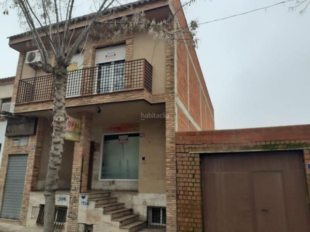 Casa en venta en Piedrabuena. CASA CON LOCAL EN PLANTA BAJA. Casas.