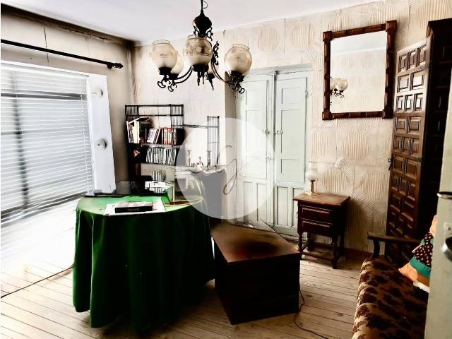 Casa en venta en Piedrahíta. Casa Antigua en Piedrahíta al lado de la plaza mayor. Casas.