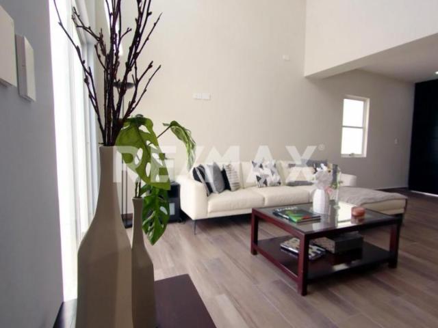 CASA EN VENTA EN PIEDRALTA RESIDENCIAS DE PUERTA NORTE