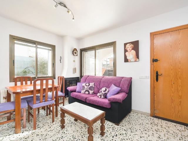 Casa en venta en Piera. Acogedora Casa en Can Claramunt Piera por solo 229680. Casas.