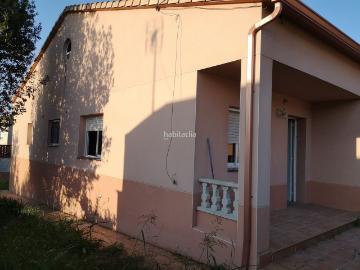 Casa en venta en Piera. Bonito chalet en venta. Casas.