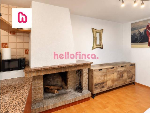 Casa en venta en Piera. Casa con terraza y múltiples posibilidades en Piera. Casas.