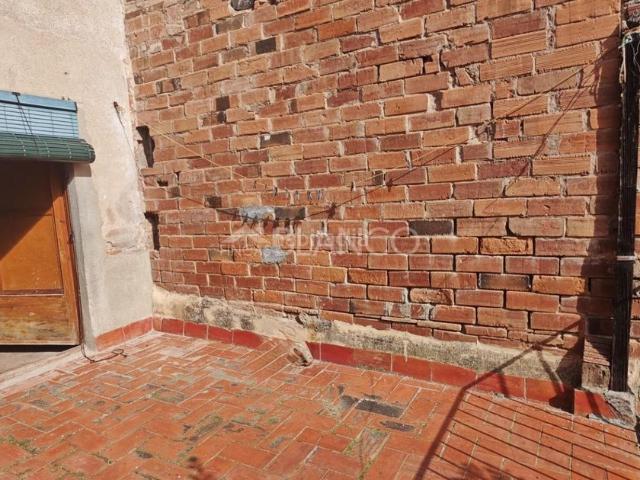 Casa en venta en Piera. CASA PARA REHABILITAR EN BARRIO DE PIERA. Casas.