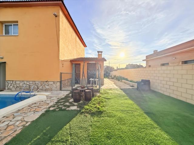 Casa en venta en Piera. Casas.