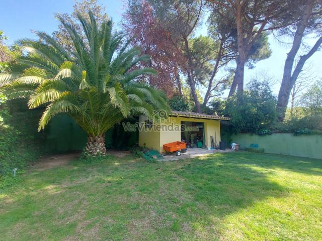 Casa en venta en Piera. Finca con piscina y pista de tenis. Casas.