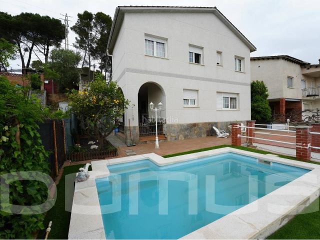 Casa en venta en Piera. Venta de casa aislada a 4 vientos en Piera Can Claramunt. Casas.