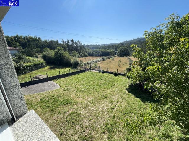 Casa en venta en Pino O. CASA CON FINCA EN O PINO PARA ENTRAR A VIVIR. Casas Pino.