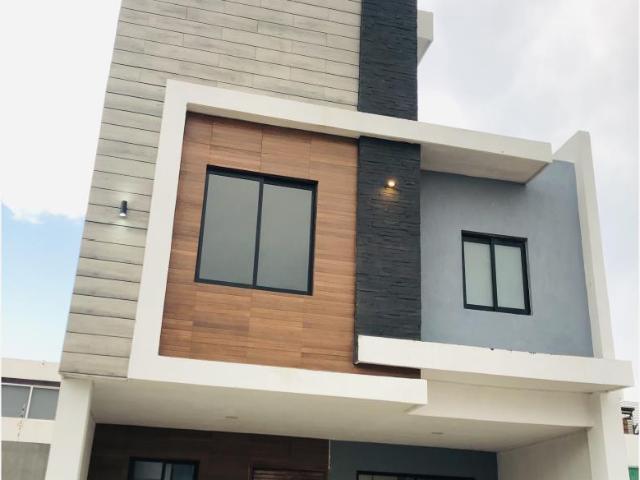 Casa en venta en Pino Suarez, Puebla, Puebla