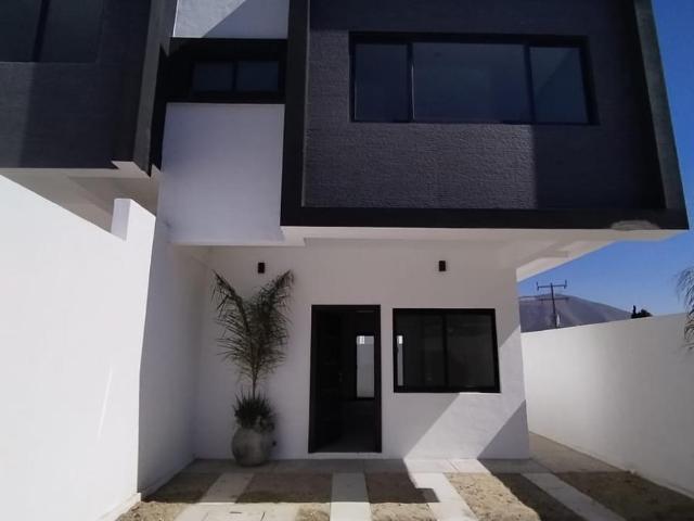 CASA EN VENTA EN PINO REAL