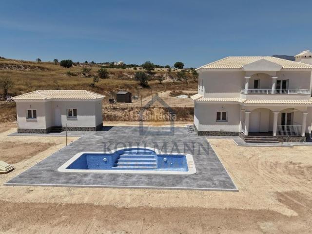 Casa en venta en Pinoso. Casas.