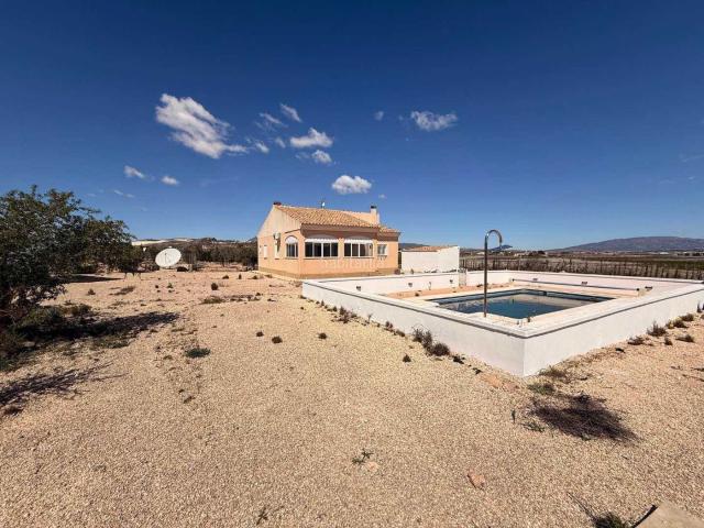 Casa en venta en Pinoso. Casas.