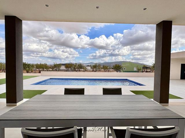 Casa en venta en Pinoso. Casas.