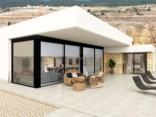 Casa en venta en Pinoso. Descubra nuestras modernas villas en Pinoso, enclavadas en un idÃlico entorno natural, pero con todas las comodidades de la vida c. Casas.