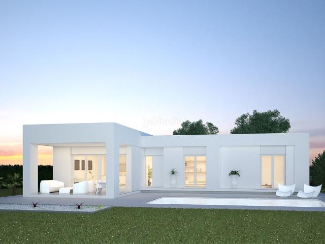 Casa en venta en Pinoso. Estanbspvilla, cuidadosamente diseñada en una única planta, es la manifestación de la comodidad y la elegancia fusionadas en un so. Casas.