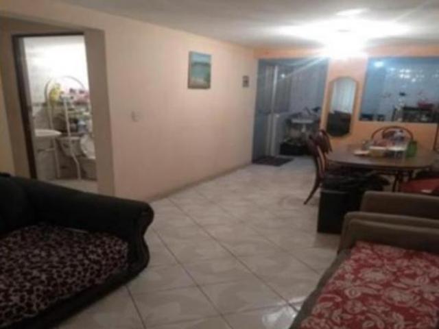 CASA EN VENTA EN PLATON 207 COLONIA MONUMENTAL JUAREZ CHIHUAHUA