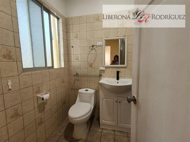 Casa en venta en Playa Ancha, Valparaíso | 4 dormitorios por 5480.00 en Valparaíso