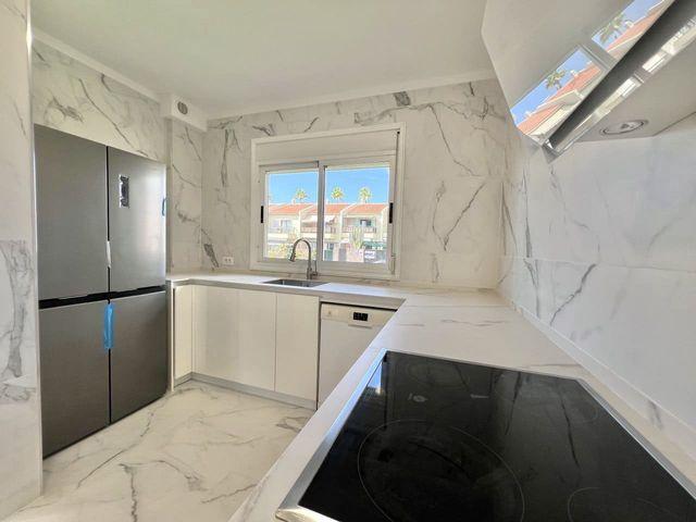 Casa en venta en Playa del Duque, Tenerife