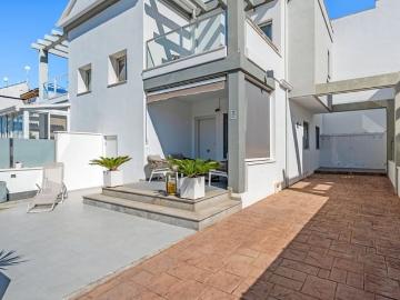 Casa en venta en Playa Flamenca, Alicante Costa Blanca