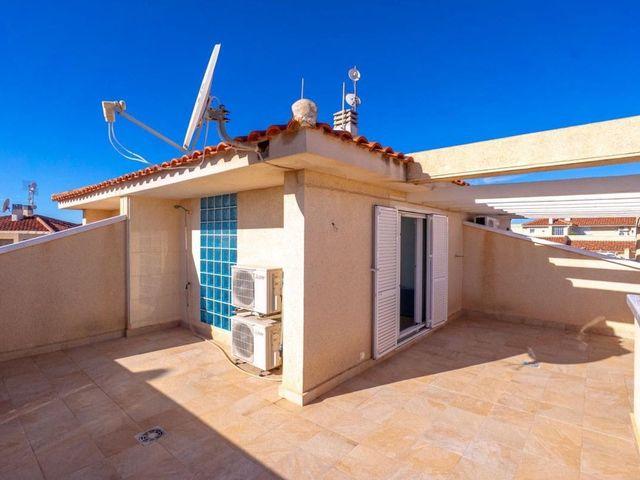 Casa en venta en Playa Flamenca, Alicante Costa Blanca
