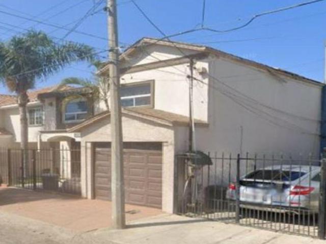 CASA EN VENTA EN PLAYAS COSTA DE ORO, TIJUANA, BAJA CALIFORNIA