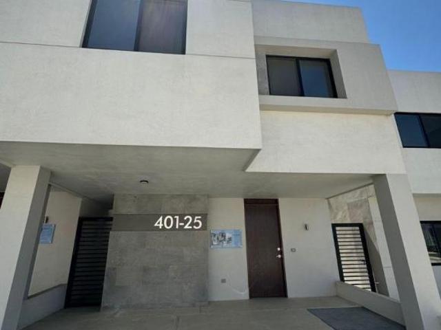 CASA EN VENTA EN PLAYAS DE TIJUANA
