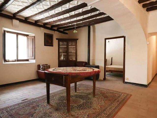Casa adosada en venta en plaza Major, Boadella d´Empordà, de 300 m² 4 habitaciones por 290.000