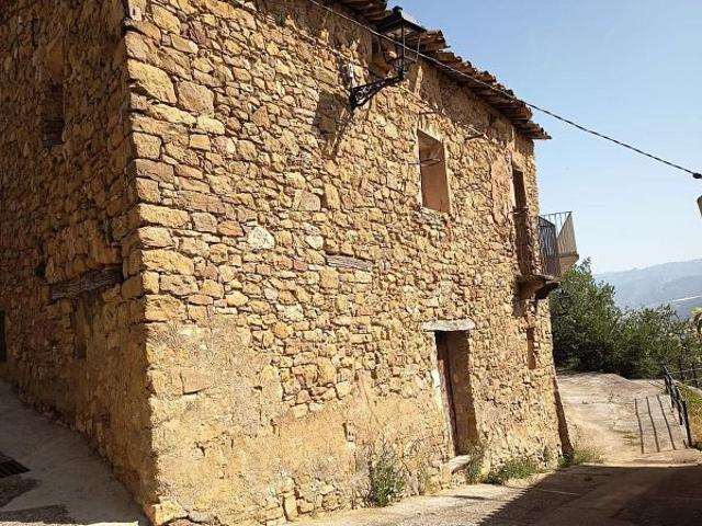 Casa en venta en plaza De la Font, Gavet de la Conca, de 200 m² por 22.000