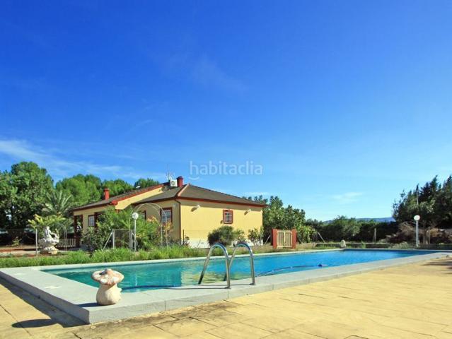 Casa en venta en Poblets els. FINCA VILLA EN ELS POBLETS CON PARCELA GRANDE A 400 METROS DE LA PLAYA. Casas Poblets.