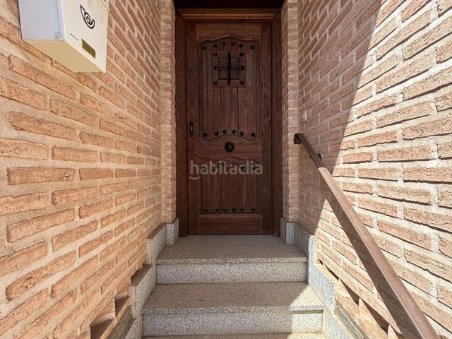 Casa en venta en Polán. Espectacular chalet con aerotermia, pozo y gran garaje de 176 m en Polán. Casas.