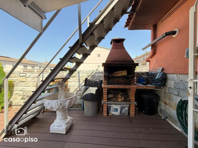 Casa adosada en venta en Polinyà. Amplia casa de 4 dormitorios con jardín privado i garaje. Tu nuevo hogar te espera!. Casas adosadas.