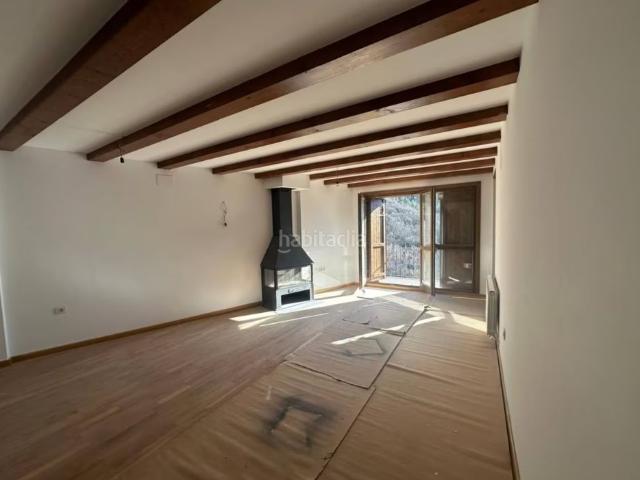 Casa en venta en Pont de Suert El Pirineos. En venta edificio mixto en Castelló de Tor Pont de Suert. Casas Pont de Suert.