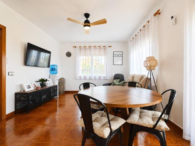 Casa en venta en Pont de Vilomara i Rocafort El. Casa en venta en River Park con vistas espectaculares y grandes espacios exteriores. Casas Pont de Vilomara i Rocafort.