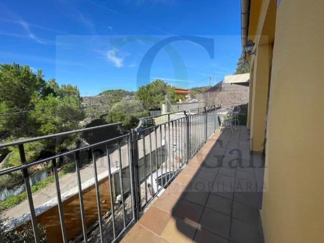 Casa en venta en Pont de Vilomara i Rocafort El. PONT DE VILOMARA MARQUET PARADÍS Casa 4 vientos con 4 habitaciones rodeada de naturaleza y luz natural. Casas Pont de Vilomara i Rocafort.