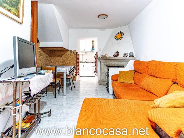 Casa en venta en Ponteceso. Casa en Corme PortoPontecesoA Coruña lista para vivir a solo 220m de la playa de Arnela por 109.900!. Casas.