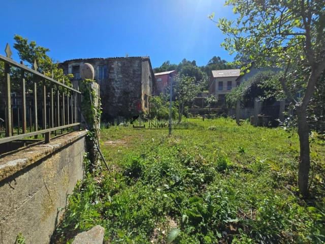 Casa en venta en Pontecesures. Casa con terreno para rehabilitar en el corazón de Pontecesures Buscas una vivienda con encanto y potencial para crear el hogar de. Casas.
