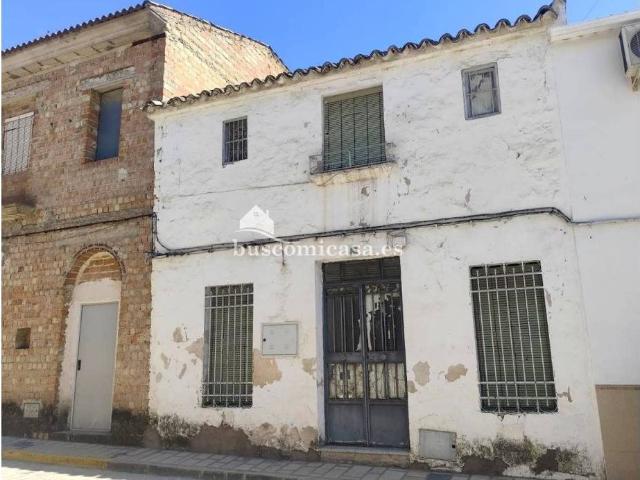 Casa en Venta en Porcuna