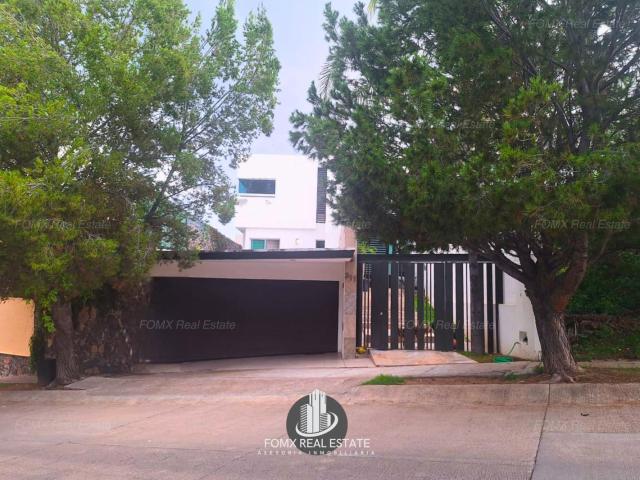 Casa en venta en Porta Fontana de 4 rec?maras